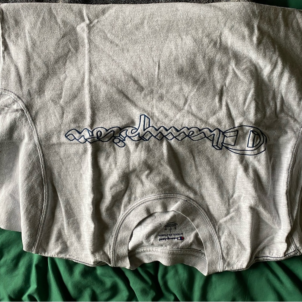 Champion t shirt